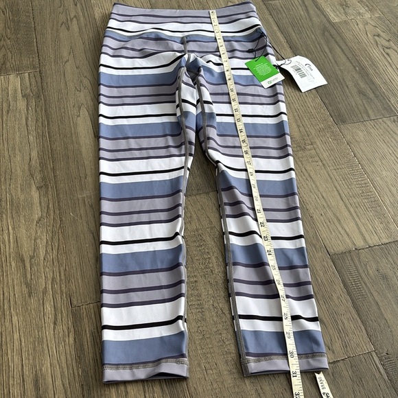 Zyia | Active Purple Horizon Stripe Light n Tight High Rise Leggings Size 4 - Picture 8 of 11